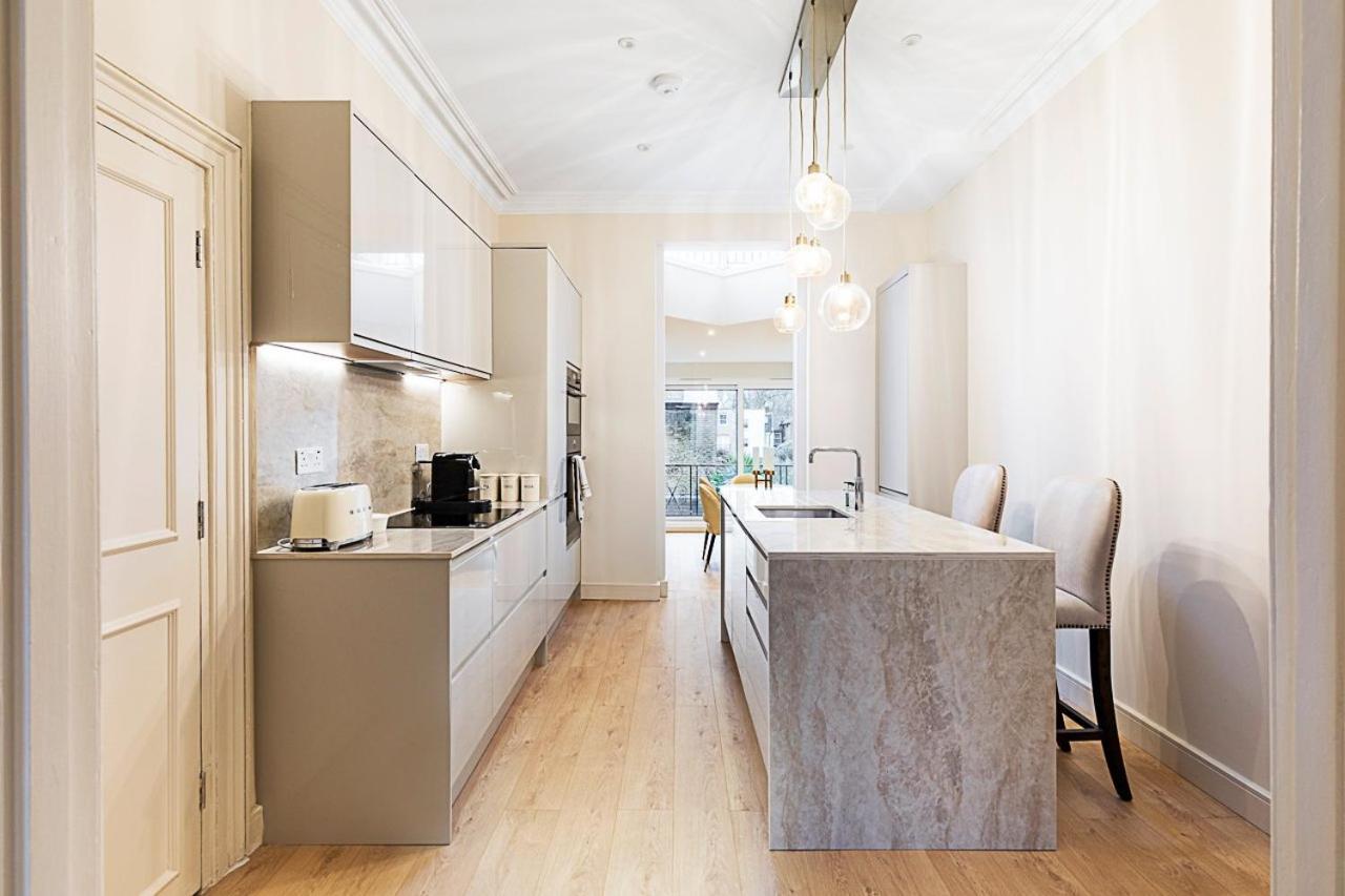 Luxury 4 Bed Fulham Townhouse With Charm * Londra
