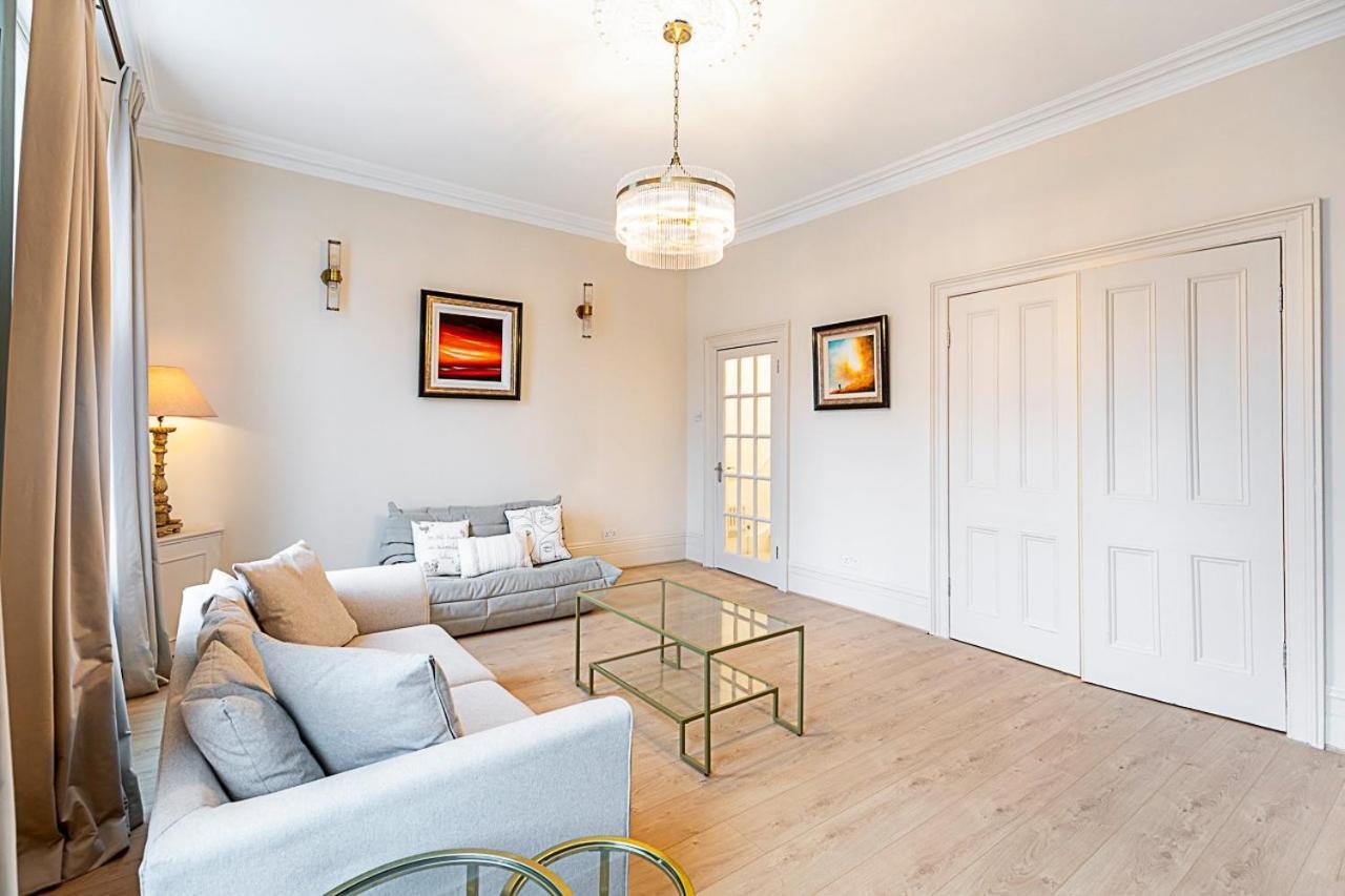 Luxury 4 Bed Fulham Townhouse With Charm Appartamento