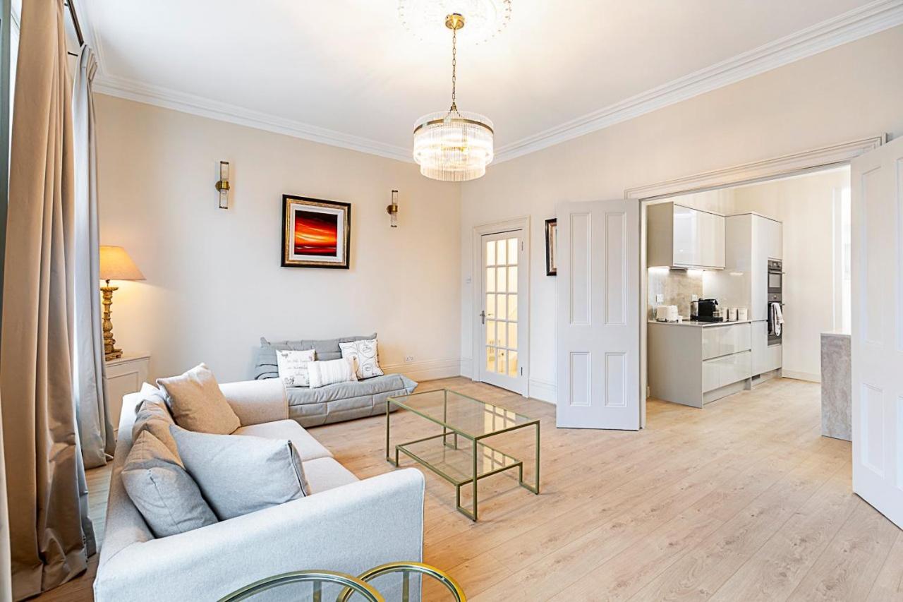 Luxury 4 Bed Fulham Townhouse With Charm Appartamento